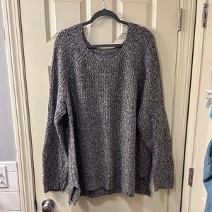 American Eagle Outfitters Gray Crew Neck Sweater